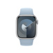 Apple Watch의 41mm 케이스 및 Digital Crown을 보여주는 라이트 블루 스포츠 밴드.