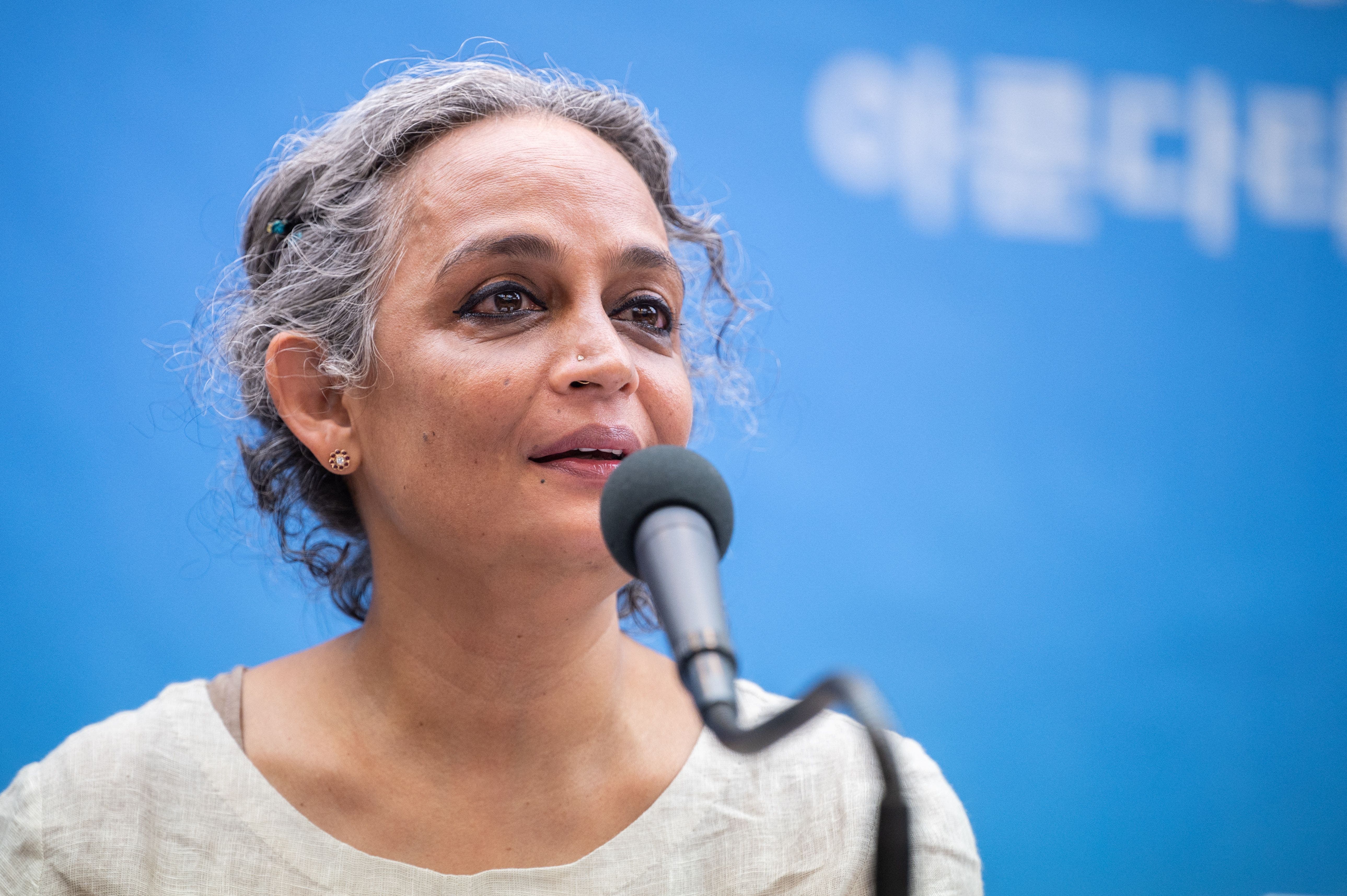 <p>File: Indian author Arundhati Roy, Grand Laureate for the 2020 Lee Hochul Literary Prize for Peace, speaks during a press conference in Seoul</p>