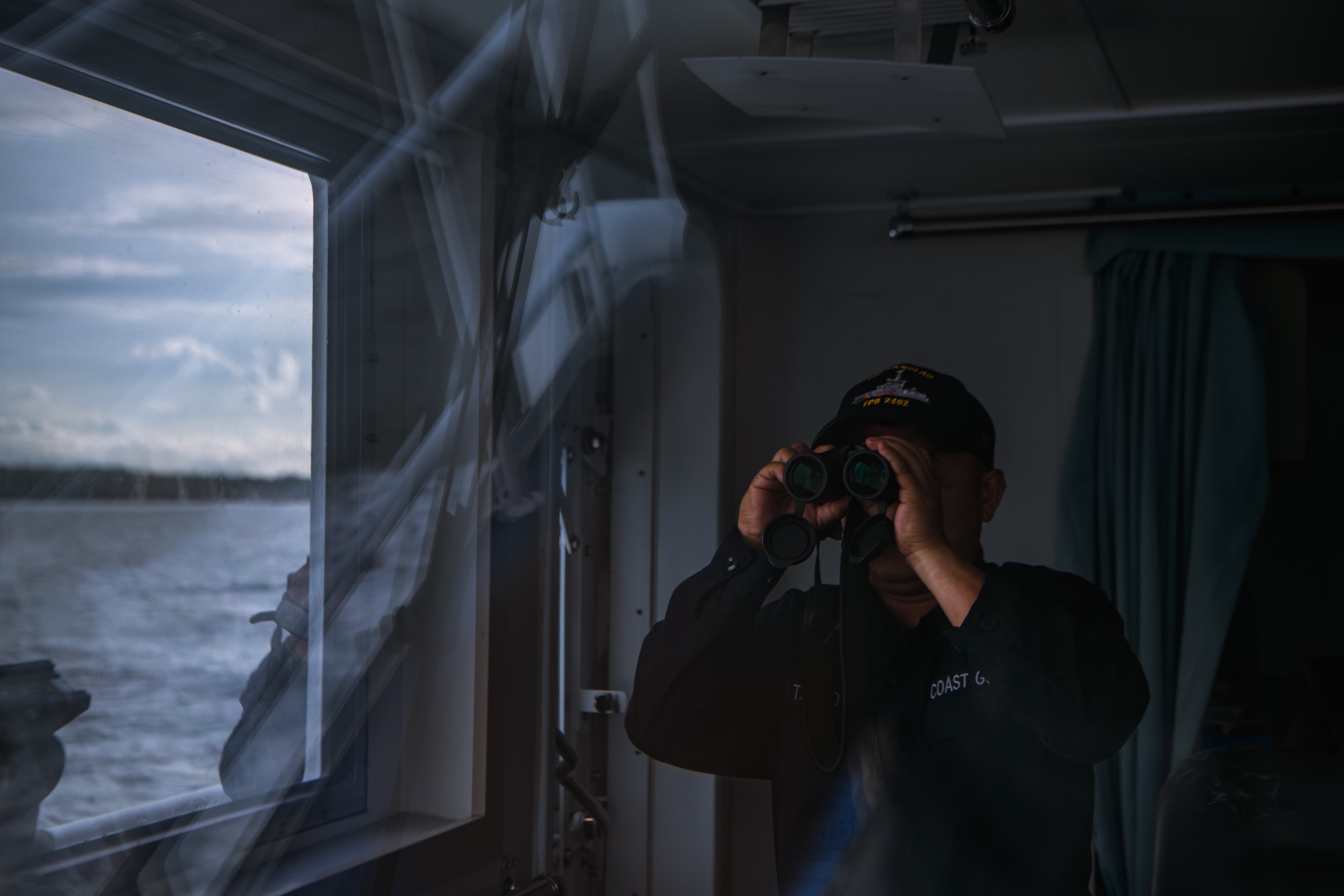 <p>File: Members of the Philippine Coast Guard take part in a simulation off the coast of Bataan province, western Philippines</p>