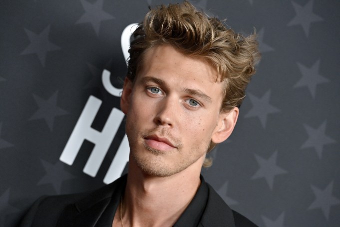 LOS ANGELES, CALIFORNIA - JANUARY 15: Austin Butler attends the 28th Annual Critics Choice Awards at Fairmont Century Plaza on January 15, 2023 in Los Angeles, California. (Photo by Axelle/Bauer-Griffin/FilmMagic)