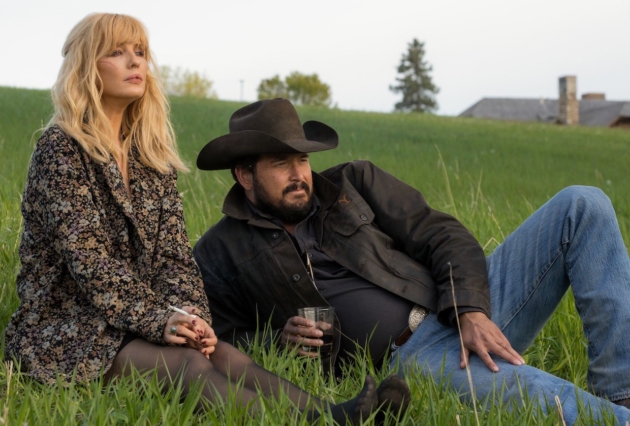 YELLOWSTONE, from left: Kelly Reilly, Cole Hauser, ‘One Hundred Years Is Nothing', (Season 5, ep. 501, aired Nov. 13, 2022). photo: ©Paramount Network / Courtesy Everett Collection