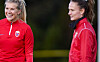 Ada Hegerberg og Caroline Graham Hansen under en trening med landslaget under VM i 2023.