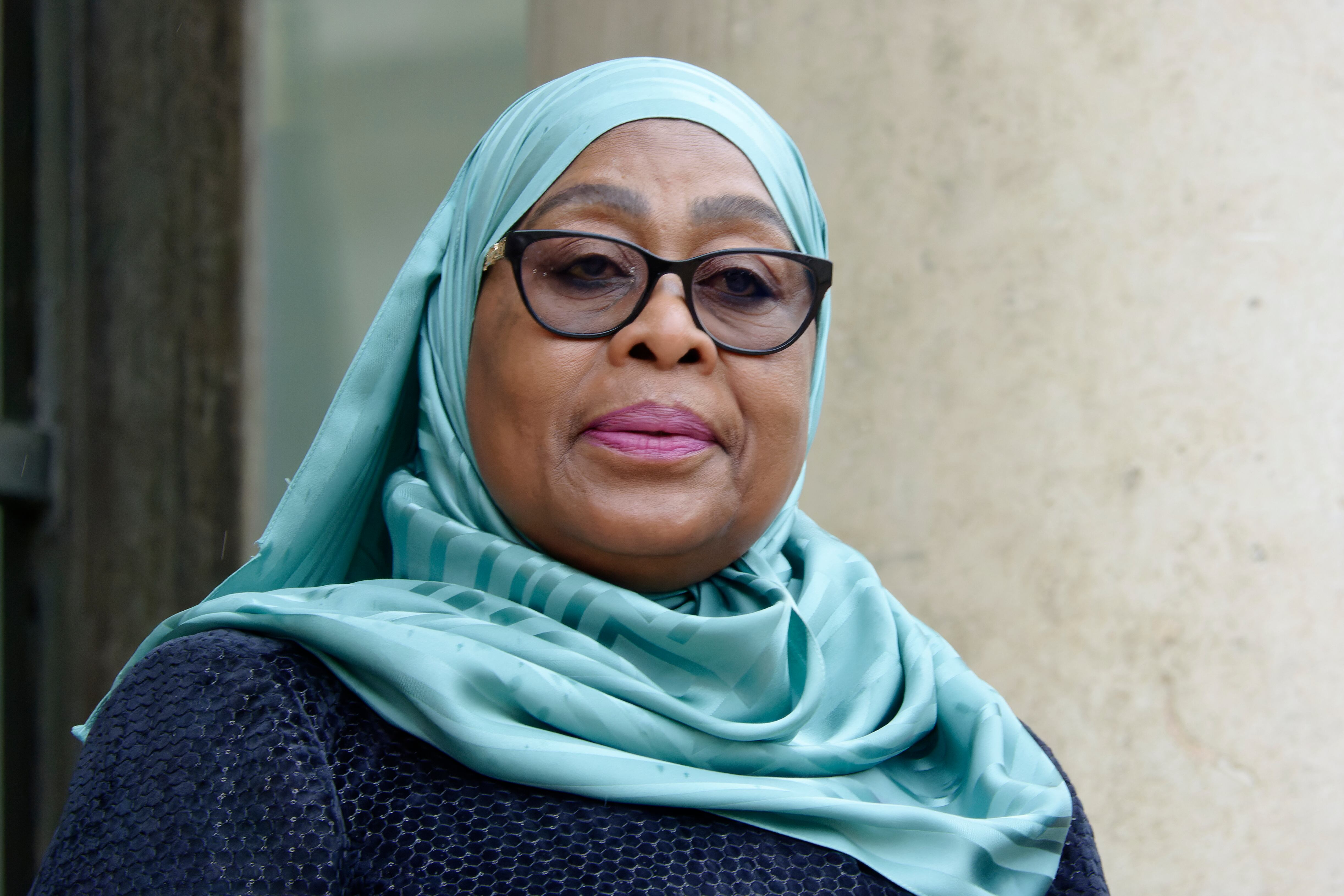 La presidenta de Tanzania, Samia Suluhu, en una reunión sobre sostenibilidad en París, el pasado 14 de mayo.