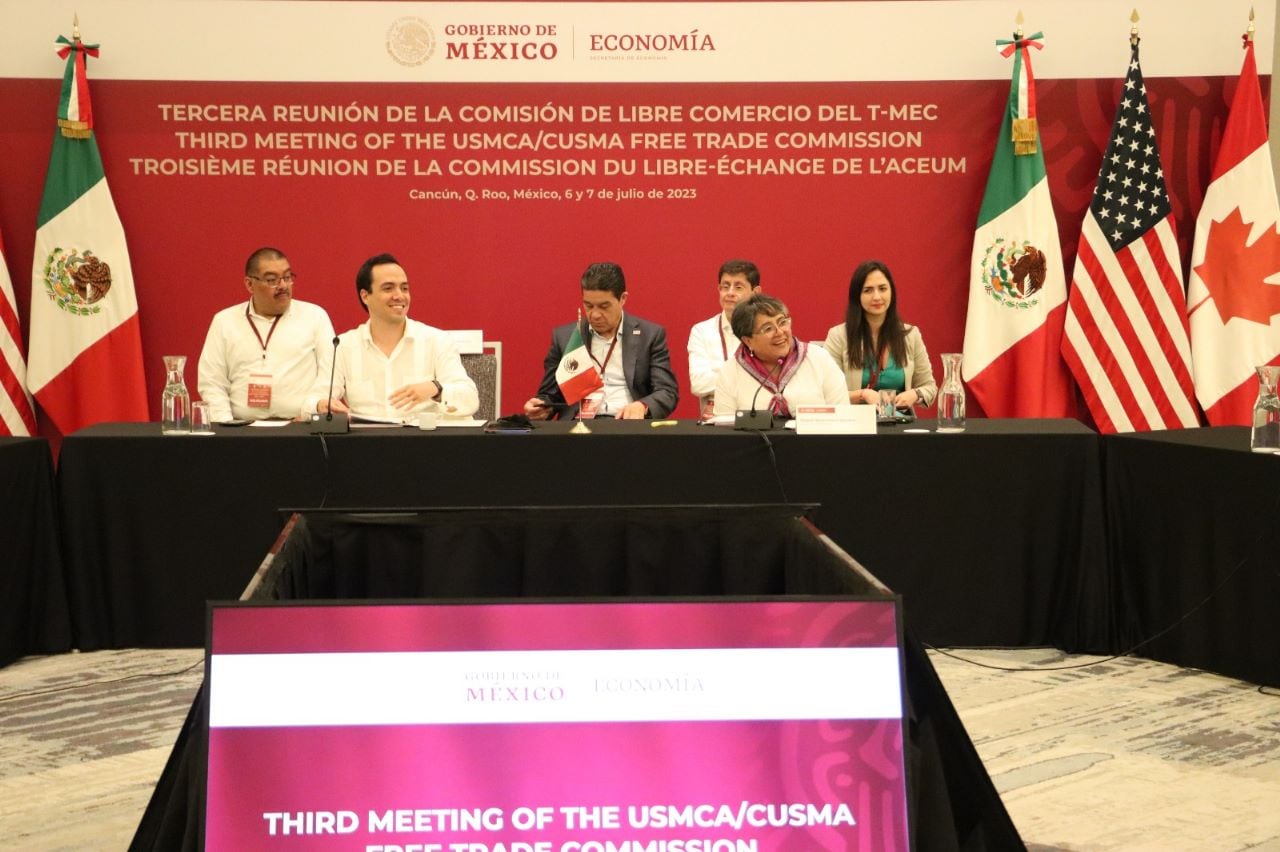The trade representatives of Mexico, the United States and Canada meeting in Cancún (Mexico), in July 2023.