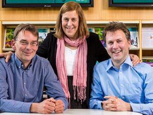 Dr Rolf Apweiler (left) and Dr Ewan Birney (right) have been appointed Joint 
Directors of EMBL-EBI as Professor Dame Janet Thornton (centre) steps down 
after 14 years as Director.
