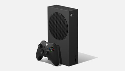 Xbox Series S – 1 TB (Black) sett forfra fra høyre mot en grå bakgrunn.