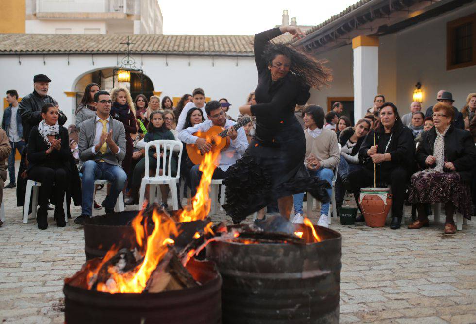 A woman dances at a zambomba in Jerez de la Frontera, Cádiz.