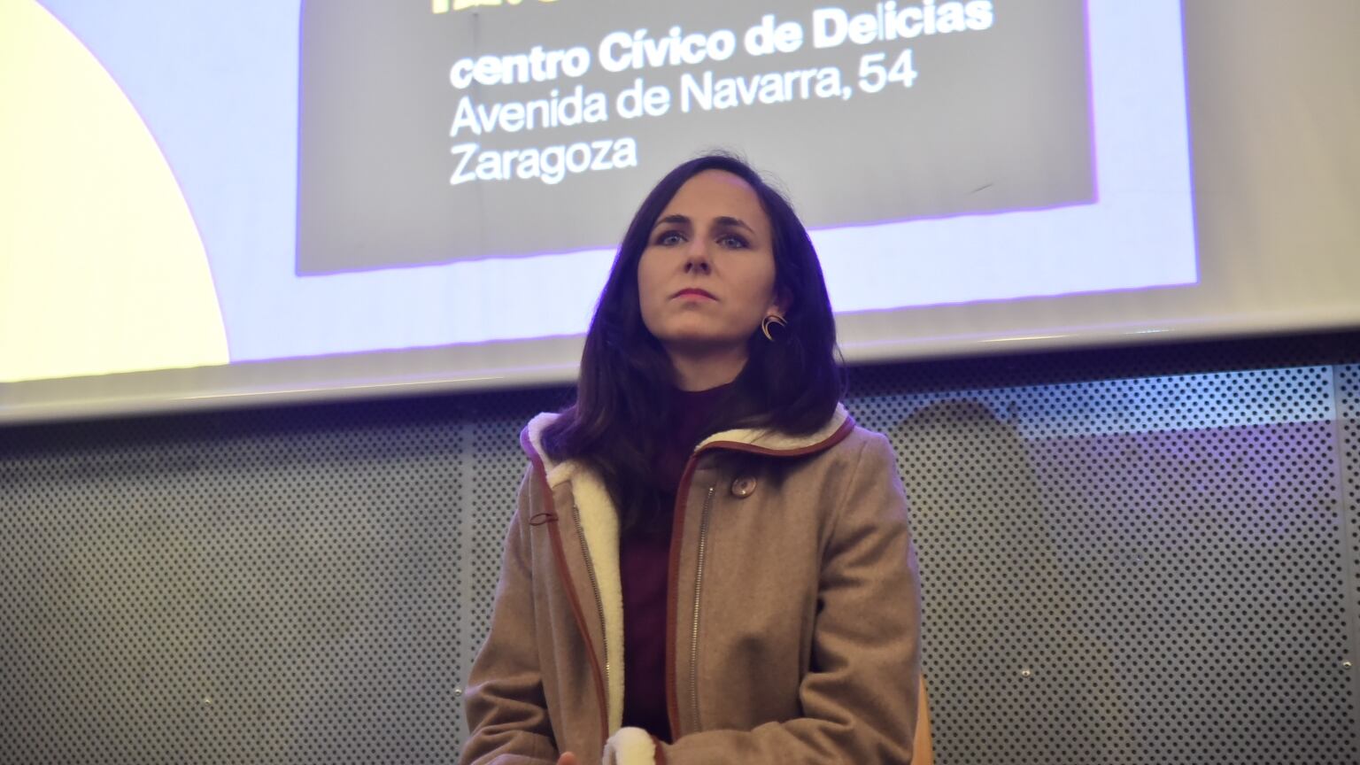 La líder de Podemos, Ione Belarra, durante un encuentro con militantes el sábado en Zaragoza.