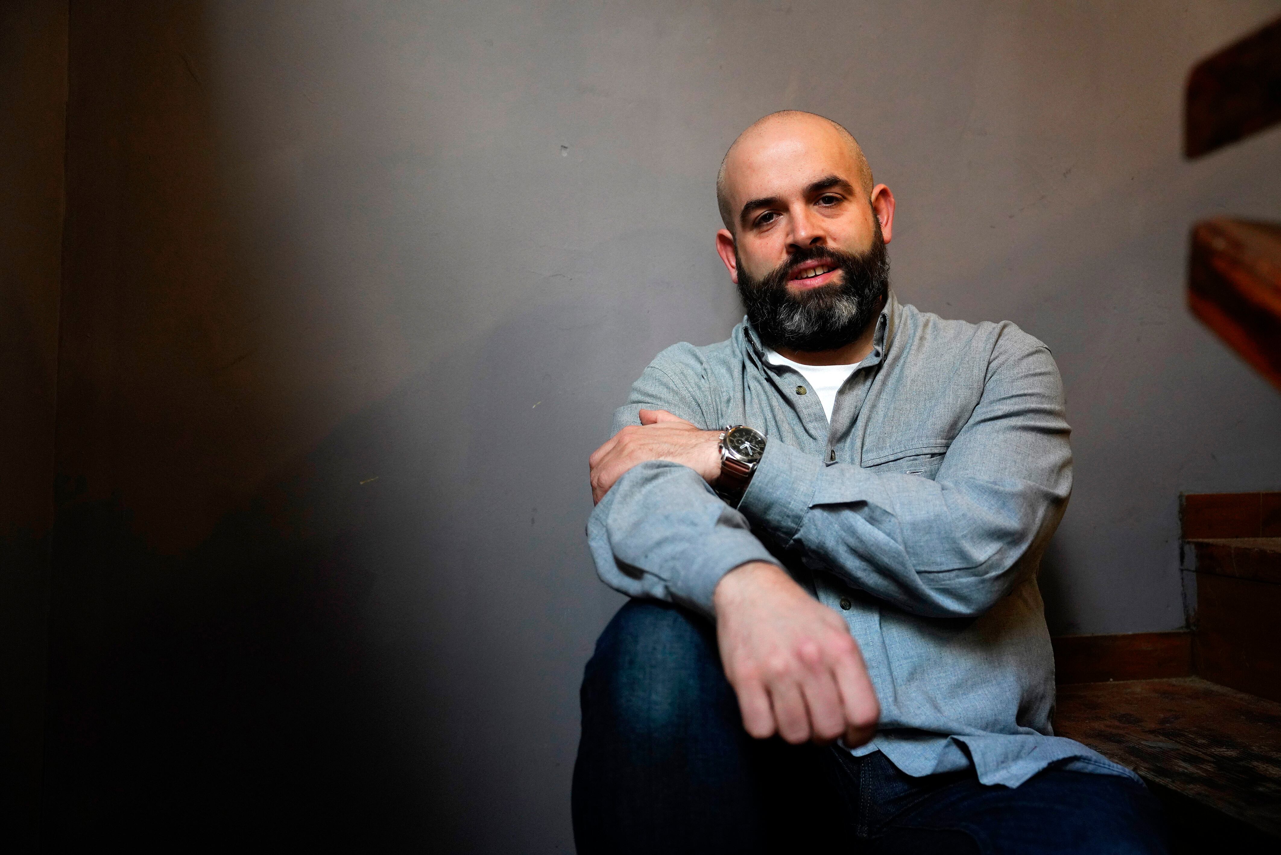 Pablo Batalla, en la librería La Revoltosa de Gijón, el 5 de abril.