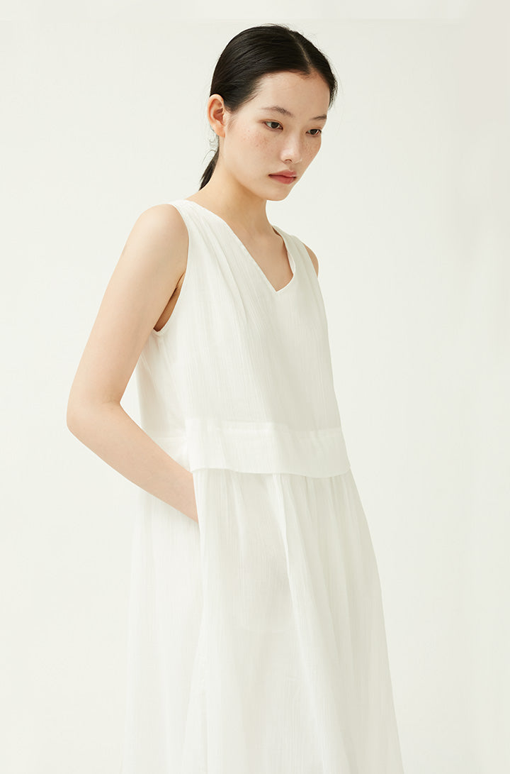 PIA PLISSE DRESS in Ivory