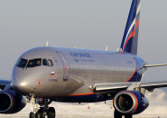 Sukhoi Superjet 100 фото 2