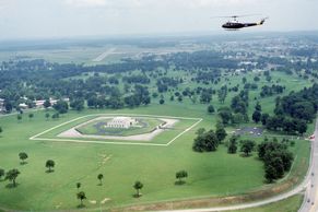 Nedobytná pevnost ukrývá zlaté rezervy USA. Fort Knox je nejstřeženější místo světa