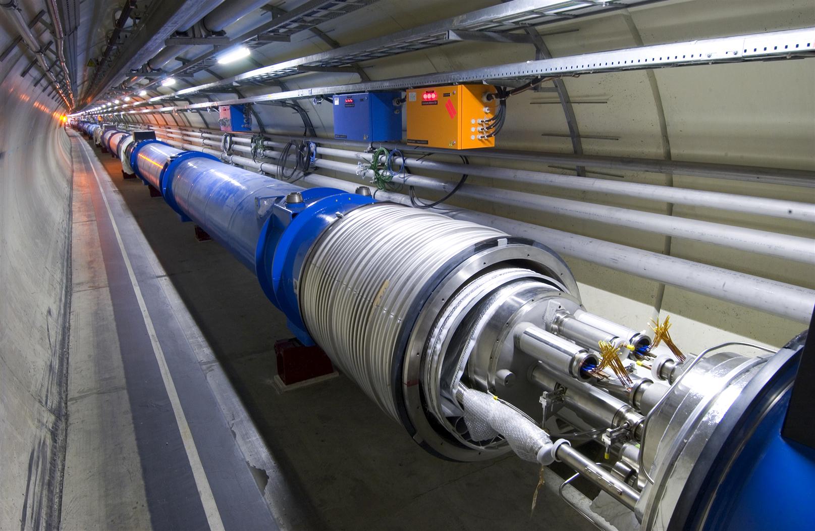 Large Hadron Collider,LHC,Magnet,Dipole,Superconducting,Interconnection,Tunnel