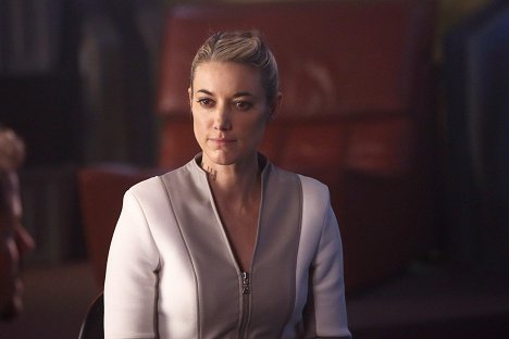 Zoie Palmer - Dark Matter - All the Time in the World - Z filmu