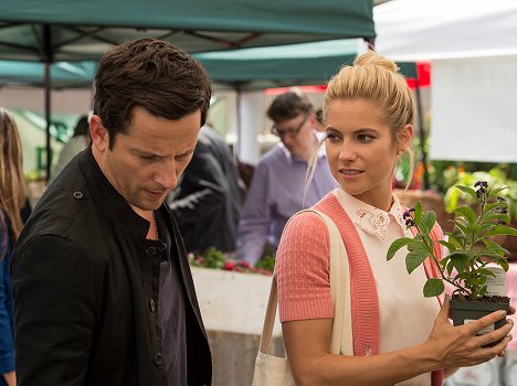 Ross McCall, Laura Ramsey - Biele goliere - Nekontrolovateľné premenné faktory - Z filmu