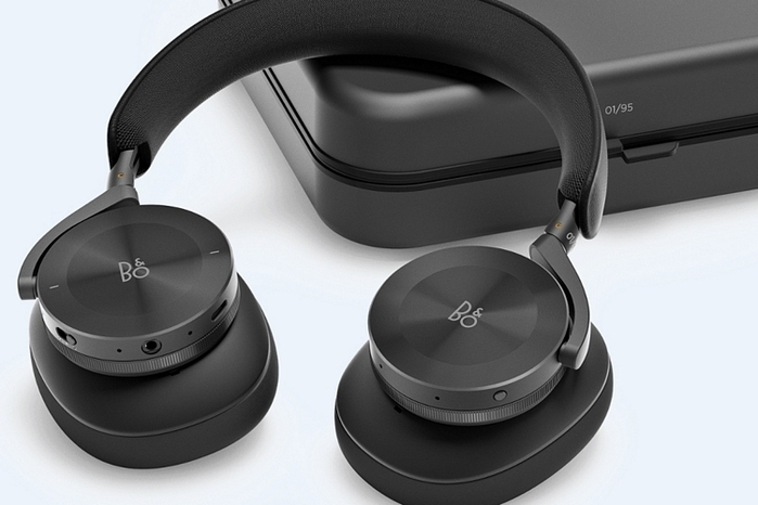 4027137_bangolufsenh95travelheadphones1 (700x466, 145Kb)