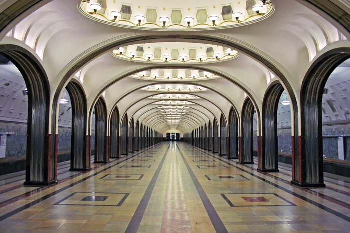 poezdka-v-filarmoniyu-moskovskoe-metro-krasota-v-detalyah (700x466, 112Kb)