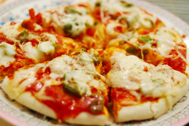 /4278666_3889314870_a3331db73d_Pizza___Home_O (640x427, 231Kb)