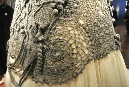 gaultier-dress-detail (450x302, 43Kb)