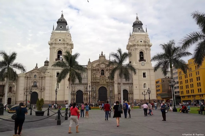 Cathédrale-Lima (900x666, 115Kb)