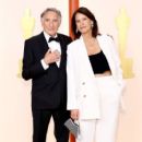 Judd Hirsch and Kathryn Danielle - The 95th Annual Academy Awards (2023) - 408 x 612