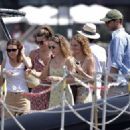 Camille Rowe – With Dasha Zhukova and Bianca Brandolini d’Adda in the port of Portofino - 454 x 324