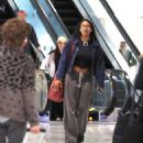 Sasha Obama – Arrive into Los Angeles in sweats - 454 x 568