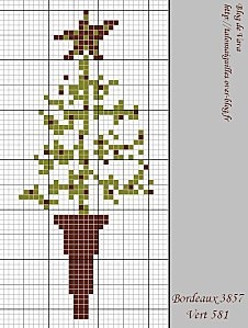 cross stitch - christmas tree