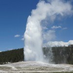 Гейзер Old Faithful