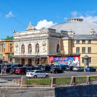 Цирк Чинизелли (Вид с моста Белинского. СПб) :: Сергей В. Комаров