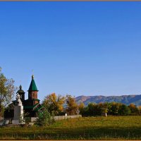 В селе в предгорье. :: Владимир Михайлович Дадочкин