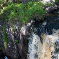 Карельские водопады. :: Владимир Безбородов