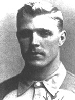 Alex Raisbeck, capitaine du Liverpool Football Club de 1898 à 1909.
