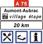 D45 : Présignalisation à 20 kilomètres environ.