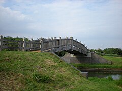 Wooden bridge across the canal at Northolt, London