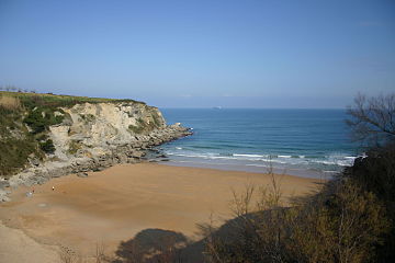 Mataleñas est l'une des douze plages que compte la ville.