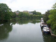 La Meuse à Charleville.