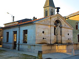 The wash house in Sauvigny