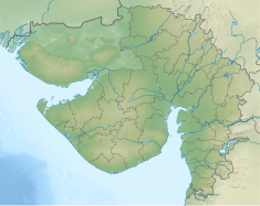 Bhadbhut barrage is located in Gujarat