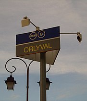 Panneau Orlyval en gare d'Antony.