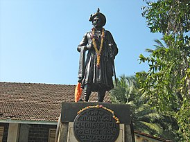 памятник Баладжи в Шривардхане