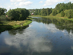 Река в городе Рузе