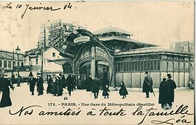 L'édicule Guimard de la station Bastille, au début du XXe siècle.