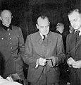 Розенберг (праворуч) під час Нюрнберзького процесу