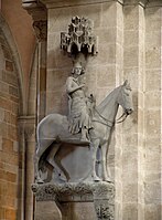 『バンベルクの騎士』1237年。ほぼ等身大の馬術石像としては古代以降で最初のもの
