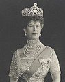 Queen Mary wearing the Delhi Durbar Tiara (since redesigned)