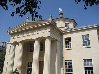 New Classical acroteria on the pediment of the Maitland Robinson Library, Downing College, Cambridge University, Cambridge, UK, by Quinlan Terry, 1992