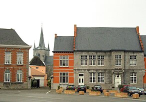 L’heutel éd Croÿ et pi l’église Saint-Martin