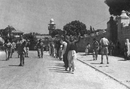 שבויים פלסטינים מובלים למעצר ביום כיבוש העיר.