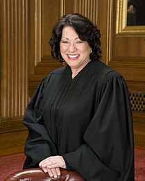 მოსამართლე სონია სოტომაიორი (2009-დან; დანიშნა ბარაკ ჰუსეინ ობამამ)